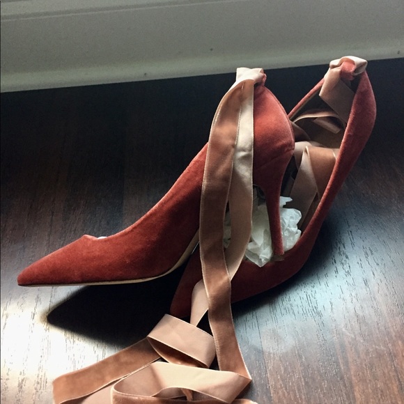 ***SOLD OUT*** J. Crew Elsie Pumps - Picture 5 of 8